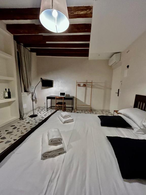 Farini Suites wi-fi 3 Farini Suites wi-fi 3