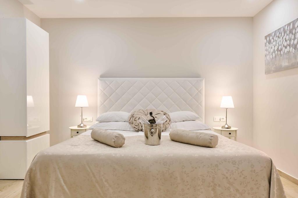 Best location Rooms 8 Best location Rooms 8