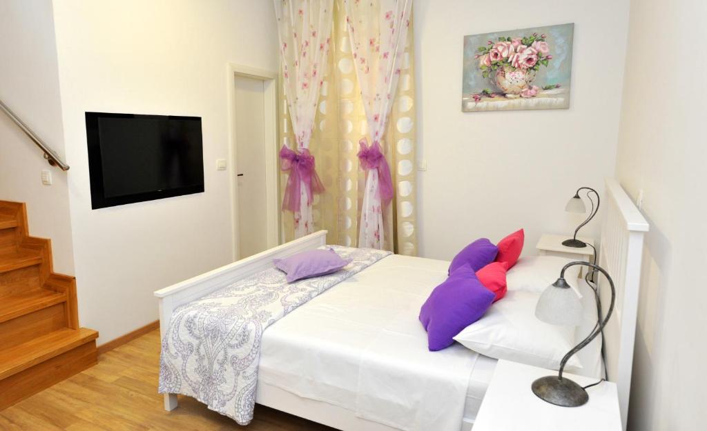 Luxury Rooms Nirvana 10 Luxury Rooms Nirvana 10