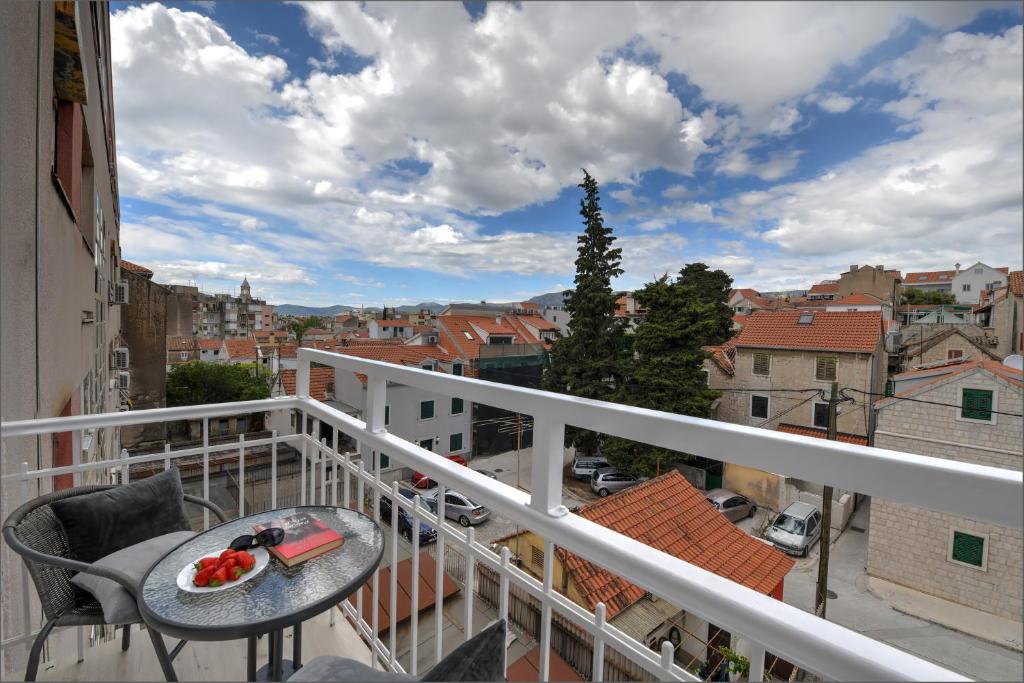 Via Porto Rooms 7 Via Porto Rooms 7