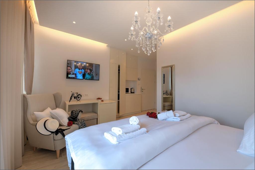 Via Porto Rooms 5 Via Porto Rooms 5