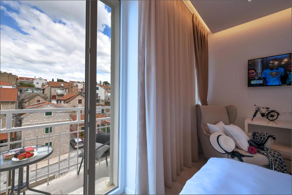 Via Porto Rooms 4 Via Porto Rooms 4