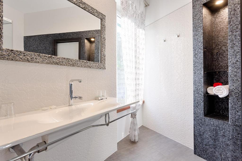 Starlight Luxury Rooms 3 Starlight Luxury Rooms 3