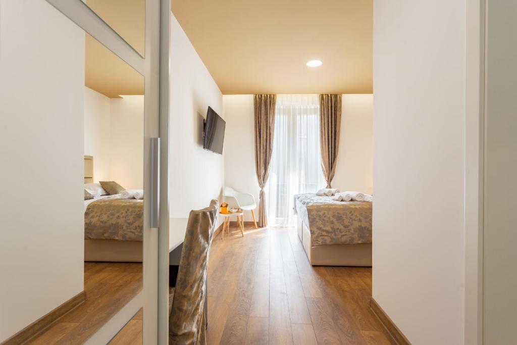Luxury Rooms Fetivi 5 Luxury Rooms Fetivi 5