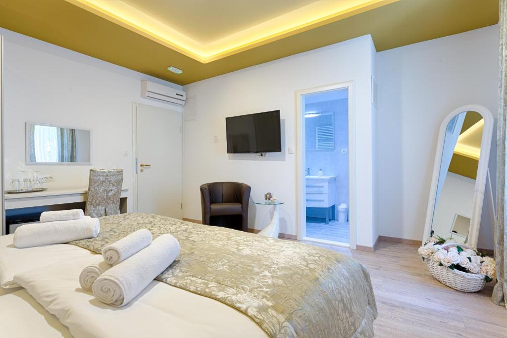 Luxury Rooms Floramye 10 Luxury Rooms Floramye 10
