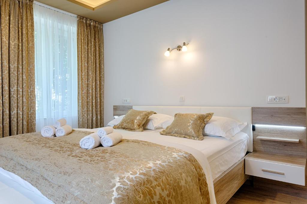 Luxury Rooms Floramye 3 Luxury Rooms Floramye 3