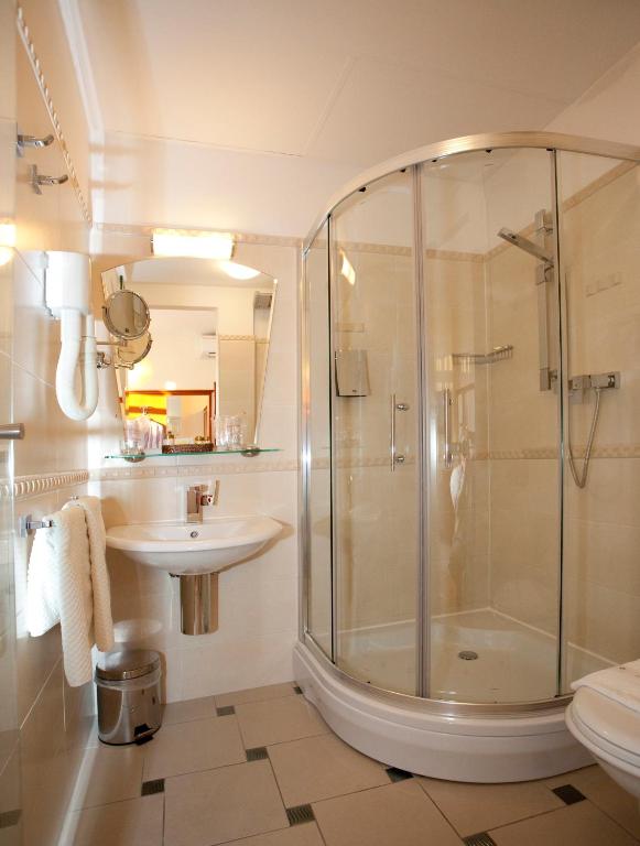 Royal Suites 5 Royal Suites 5