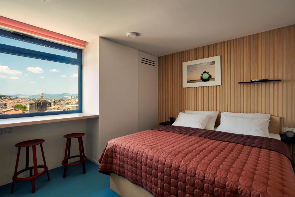 UP THERE design rooms 4 UP THERE design rooms 4