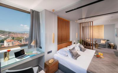 Royal Suites-Sky 3 Royal Suites-Sky 3