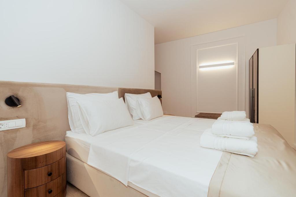 Sea view luxury rooms in Diocletian's palace 2 Sea view luxury rooms in Diocletian's palace 2