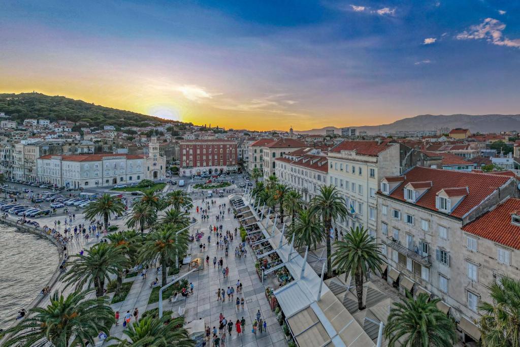 Sea view luxury rooms in Diocletian's palace 7 Sea view luxury rooms in Diocletian's palace 7