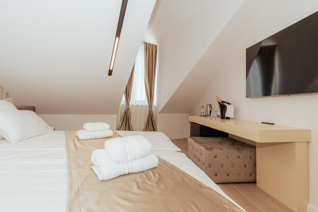 Sea view luxury rooms in Diocletian's palace 5 Sea view luxury rooms in Diocletian's palace 5