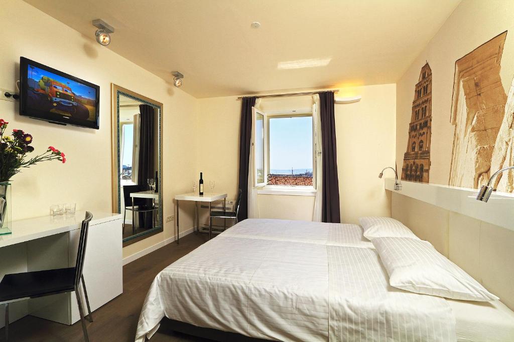 La Porta Luxury Rooms 8 La Porta Luxury Rooms 8