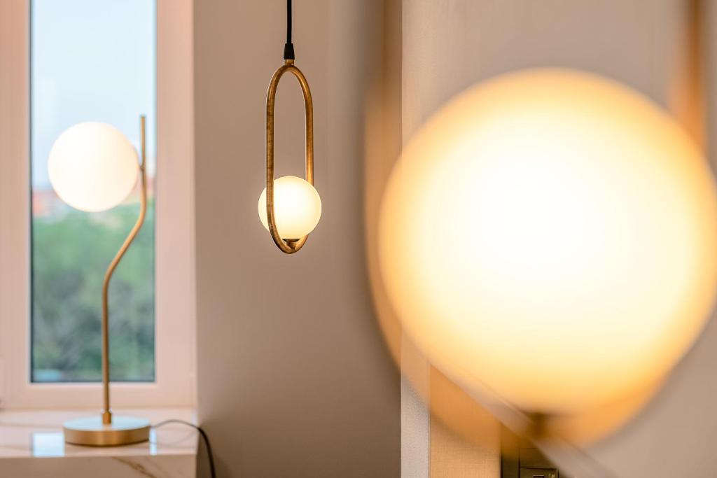 Flos Luxury Rooms 2 Flos Luxury Rooms 2