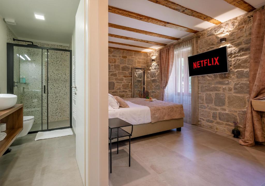 Old Spalatrum Luxury Rooms 2 Old Spalatrum Luxury Rooms 2