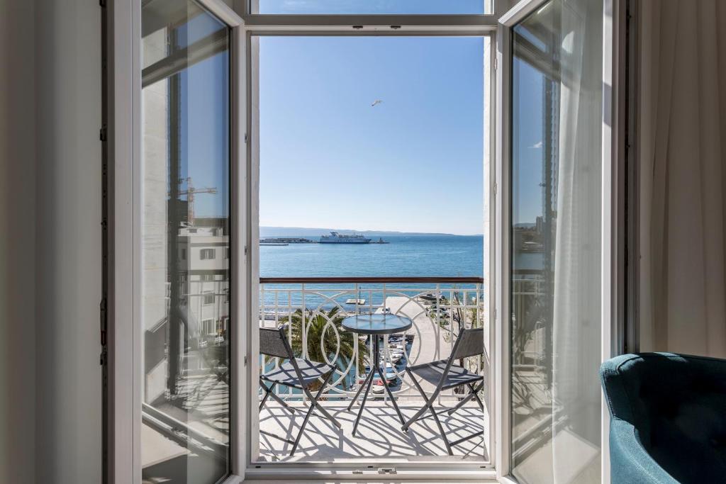 Seaview Luxury Retreat 4 Seaview Luxury Retreat 4