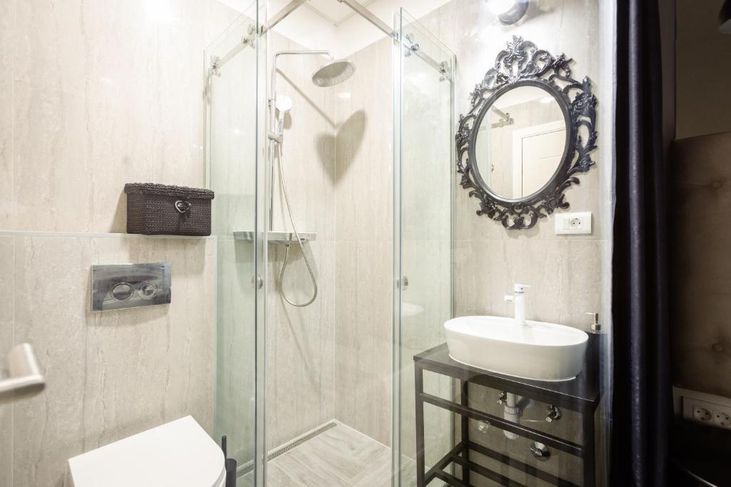 Marie Luxury Rooms 7 Marie Luxury Rooms 7