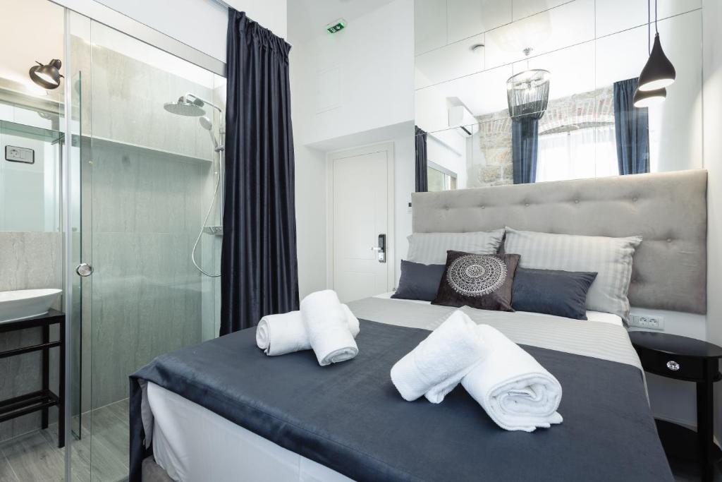 Marie Luxury Rooms 6 Marie Luxury Rooms 6