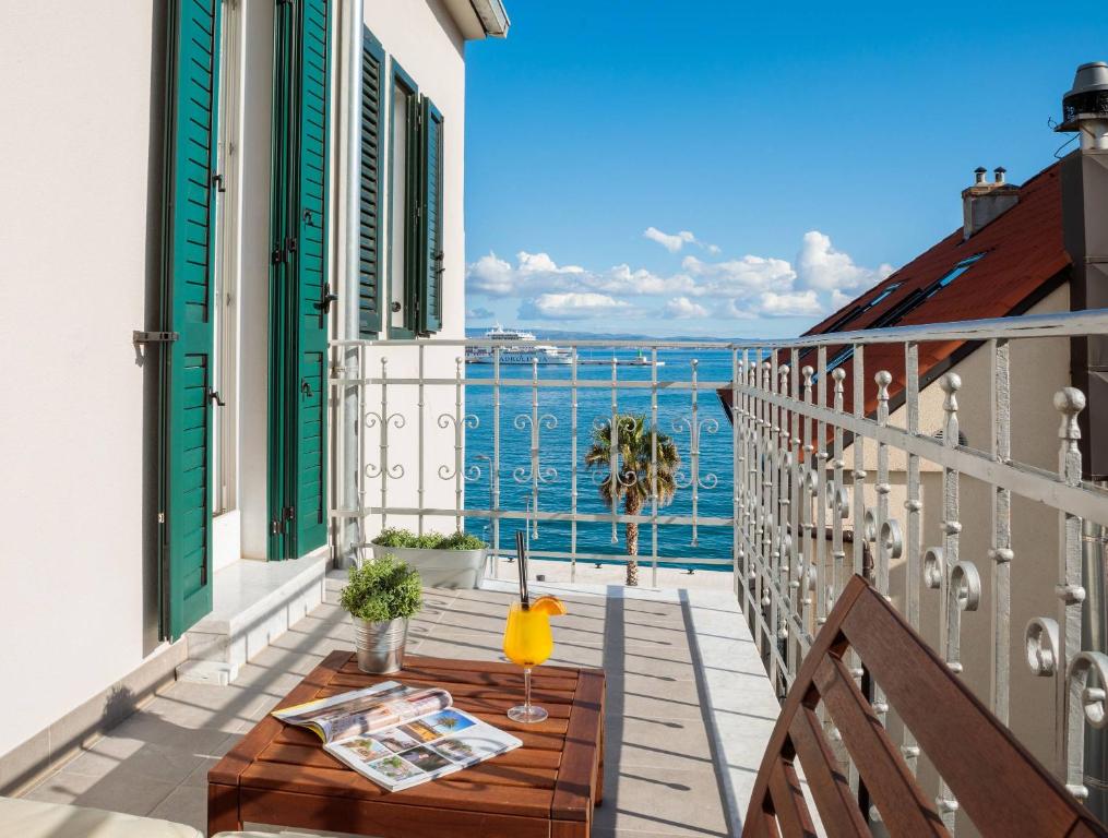 Belvedere Luxury Rooms - Breathtaking View 4 Belvedere Luxury Rooms - Breathtaking View 4