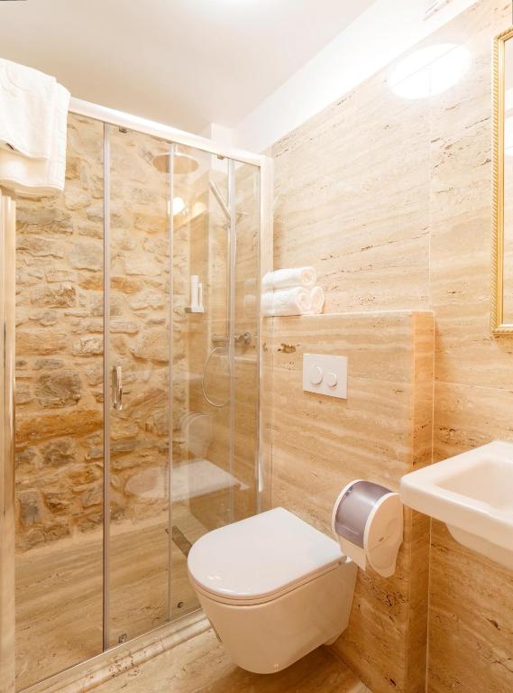 Stone house luxury rooms 2 Stone house luxury rooms 2
