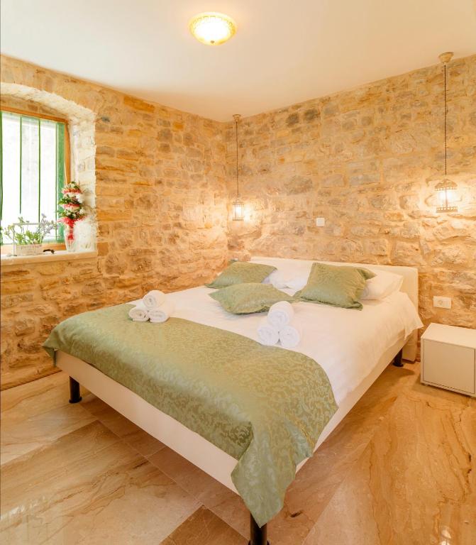 Stone house luxury rooms 4 Stone house luxury rooms 4