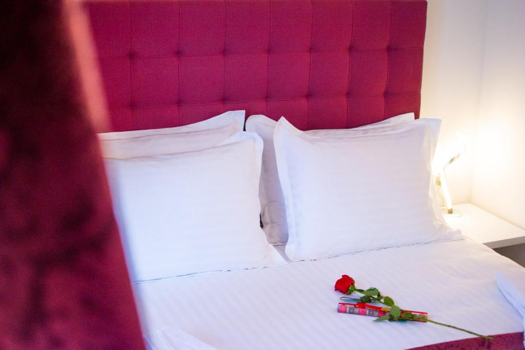 Center Luxury Rooms 2 10 Center Luxury Rooms 2 10