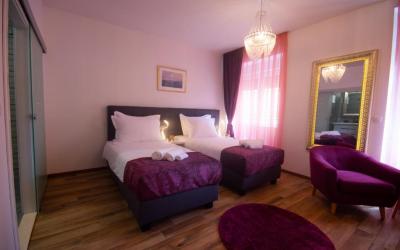 Center Luxury Rooms 3 4 Center Luxury Rooms 3 4