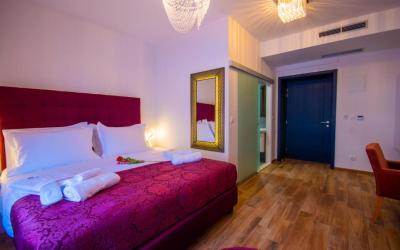 Center Luxury Rooms 1 8 Center Luxury Rooms 1 8