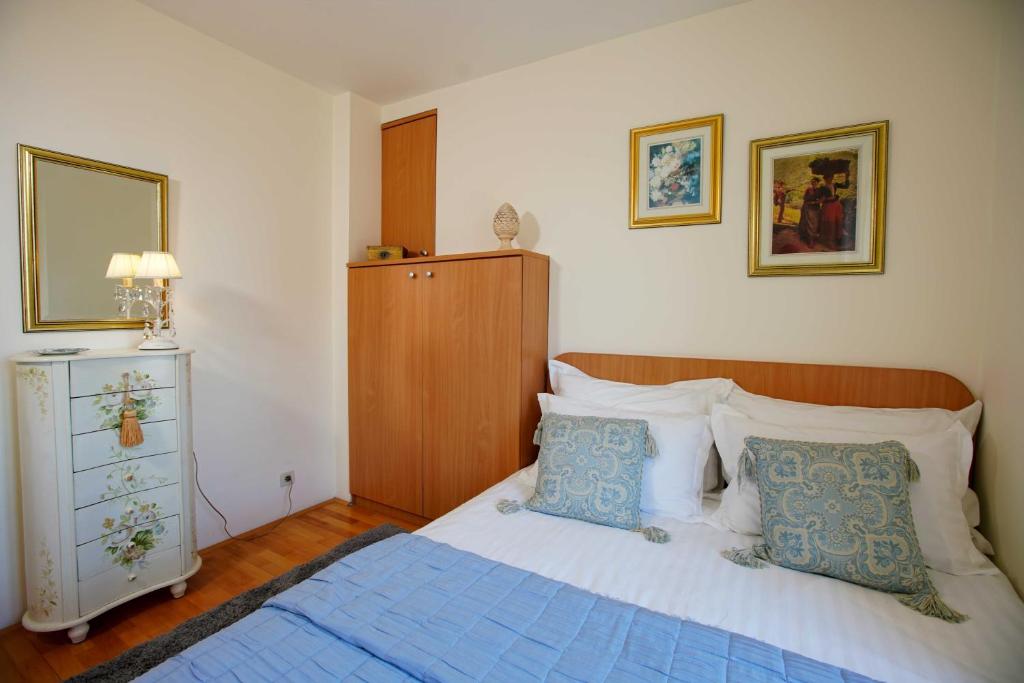 Boutique Guest Accommodation Zephyrus 8 Boutique Guest Accommodation Zephyrus 8