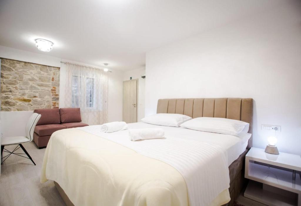 Lions luxury rooms 5 Lions luxury rooms 5