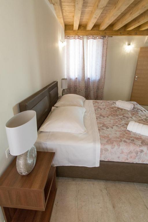 JR Luxury Guesthouse2 7 JR Luxury Guesthouse2 7