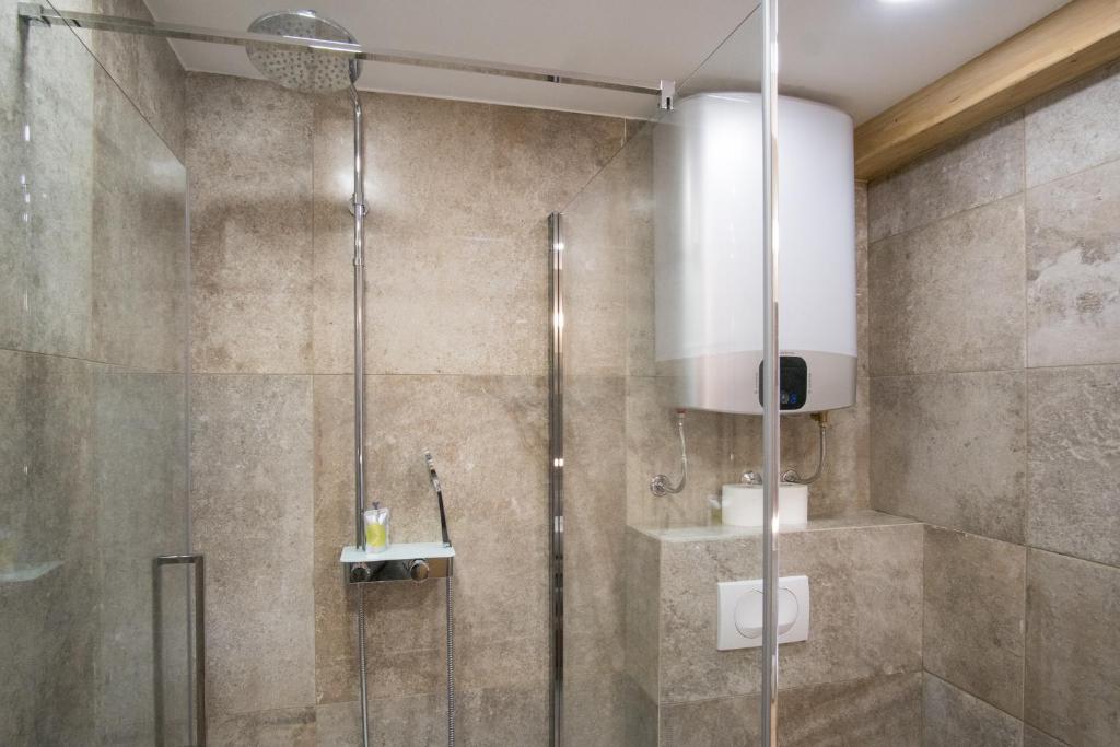 JR Luxury Guesthouse2 6 JR Luxury Guesthouse2 6