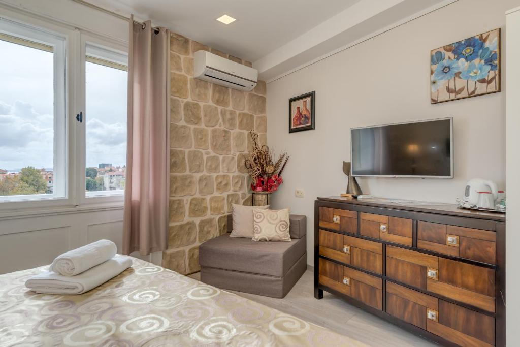 Metropole Luxury Rooms 7 Metropole Luxury Rooms 7