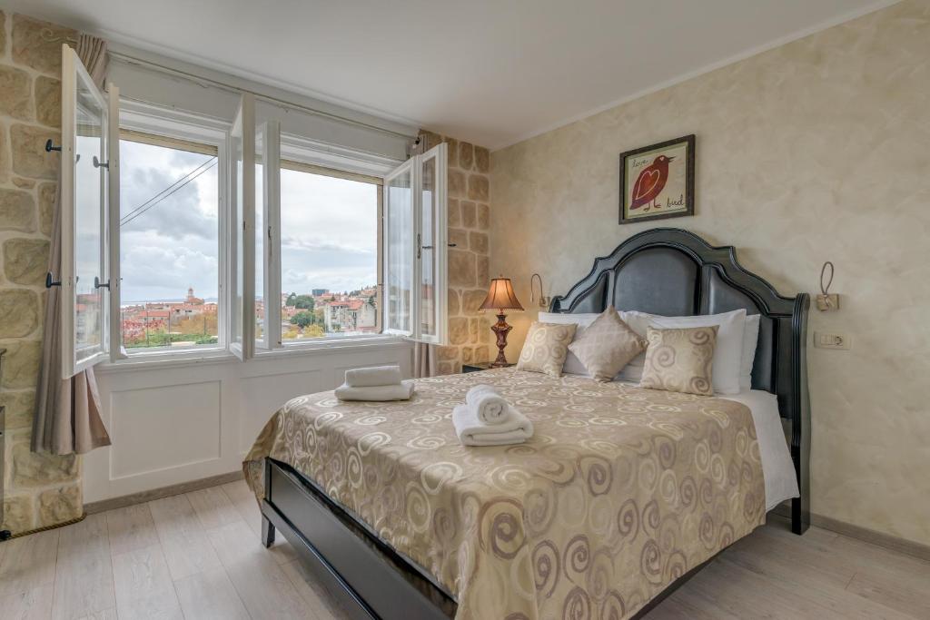 Metropole Luxury Rooms 4 Metropole Luxury Rooms 4