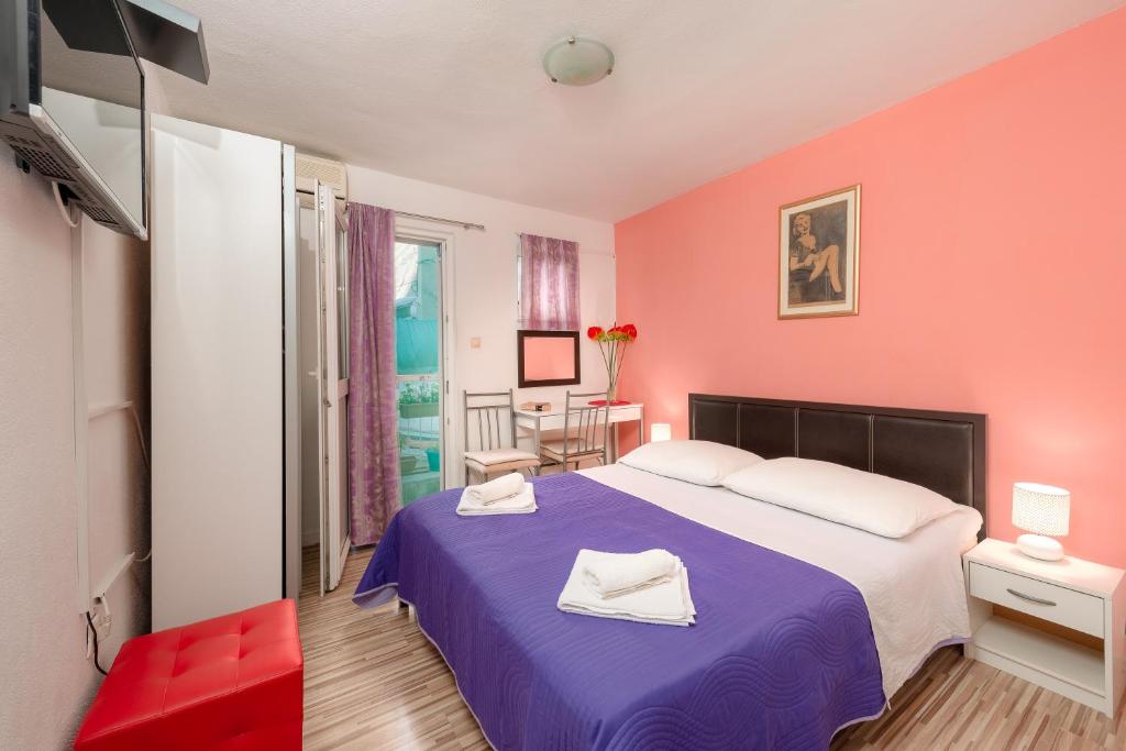Damira Rooms 7 Damira Rooms 7