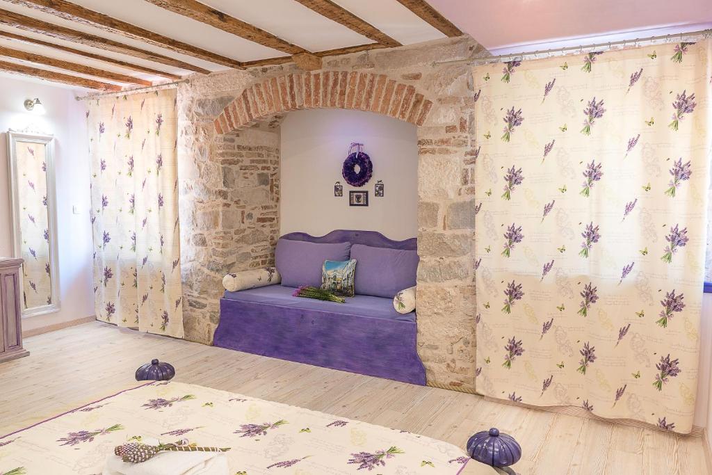 Boutique Cardea 5 Boutique Cardea 5
