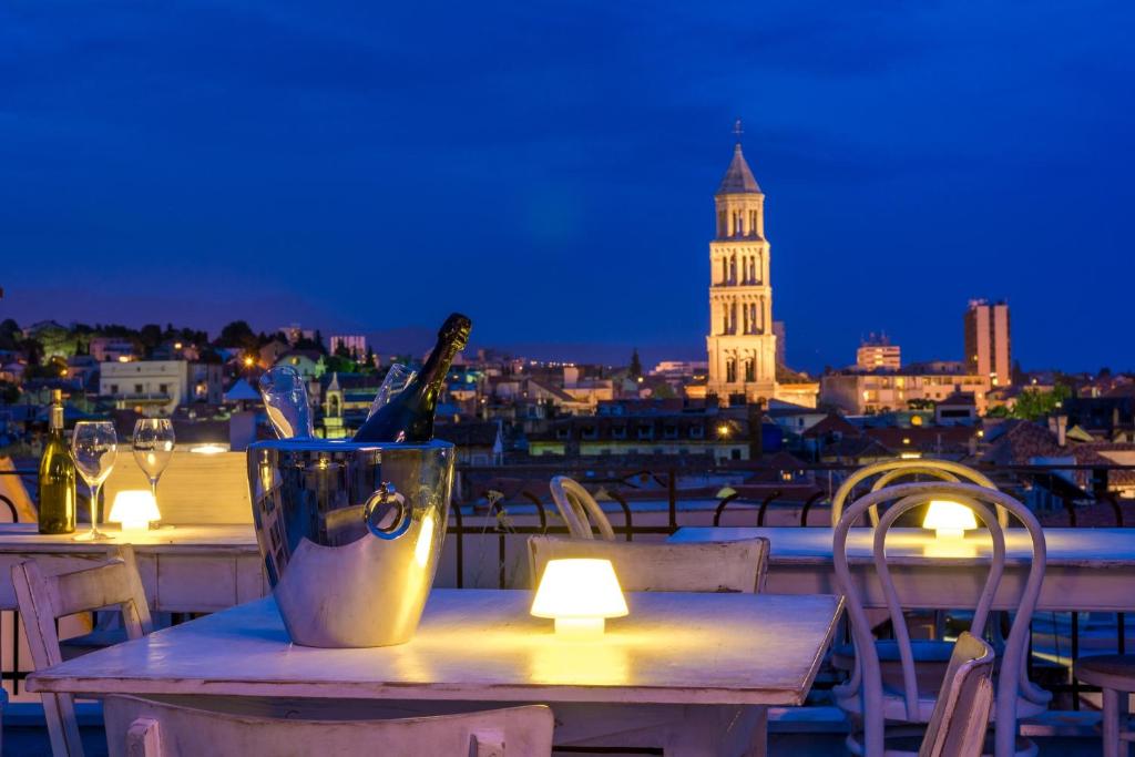 Procurator 7 Luxury Rooms 4 Procurator 7 Luxury Rooms 4