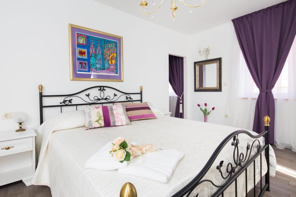 Romantic Luxury rooms 3 Romantic Luxury rooms 3