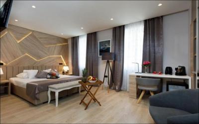 Sailor Boutique Rooms 8 Sailor Boutique Rooms 8