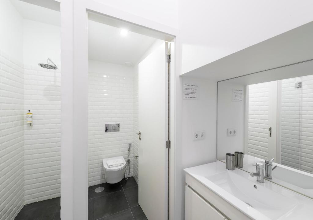 Oporto Comfort Dom Hugo - Historic Apartments 5 Oporto Comfort Dom Hugo - Historic Apartments 5