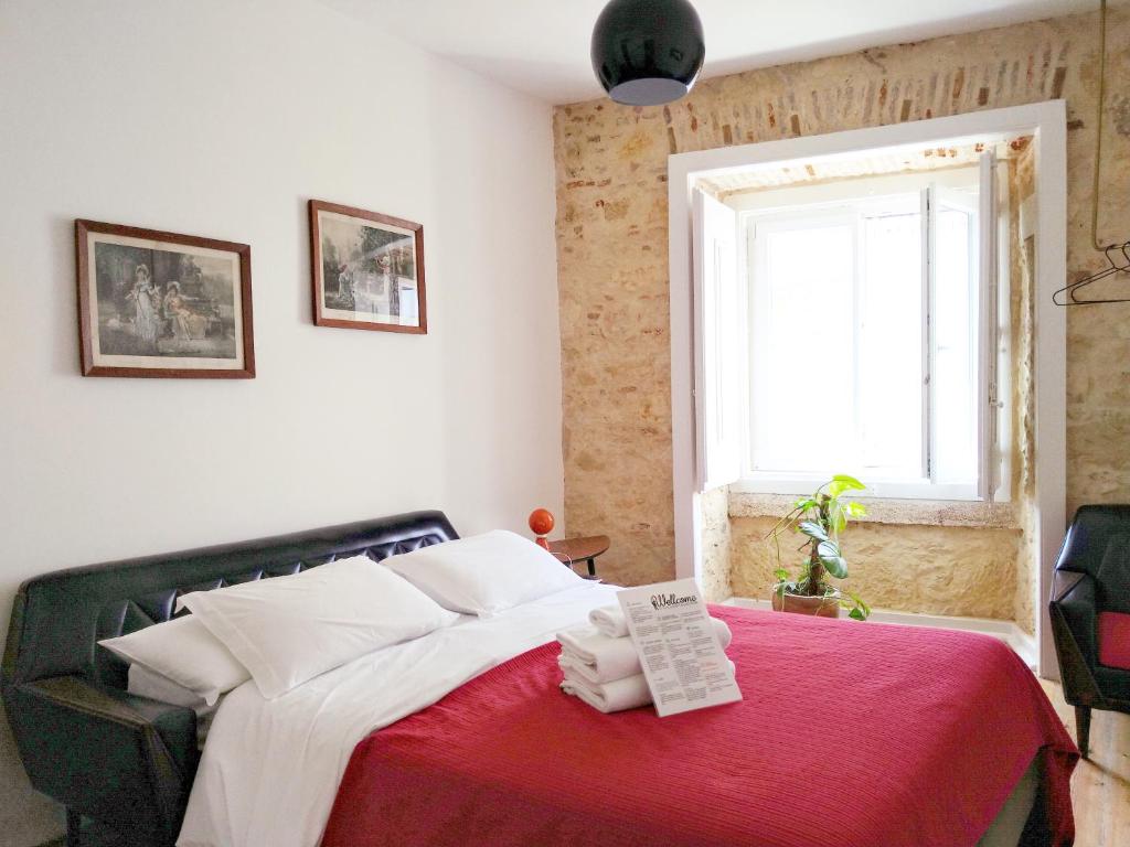 Lisbon Calling Rooms & Studio 7 Lisbon Calling Rooms & Studio 7
