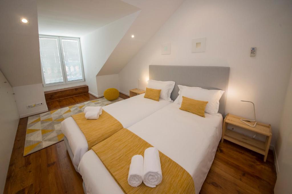A Captivating Apartment close to River Tagus in Lisbon 6 A Captivating Apartment close to River Tagus in Lisbon 6