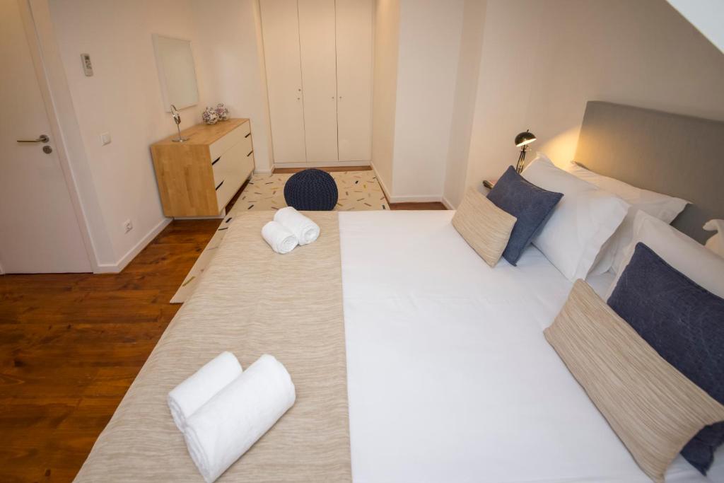A Captivating Apartment close to River Tagus in Lisbon 8 A Captivating Apartment close to River Tagus in Lisbon 8
