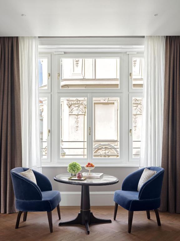Rosewood Vienna 2 Rosewood Vienna 2