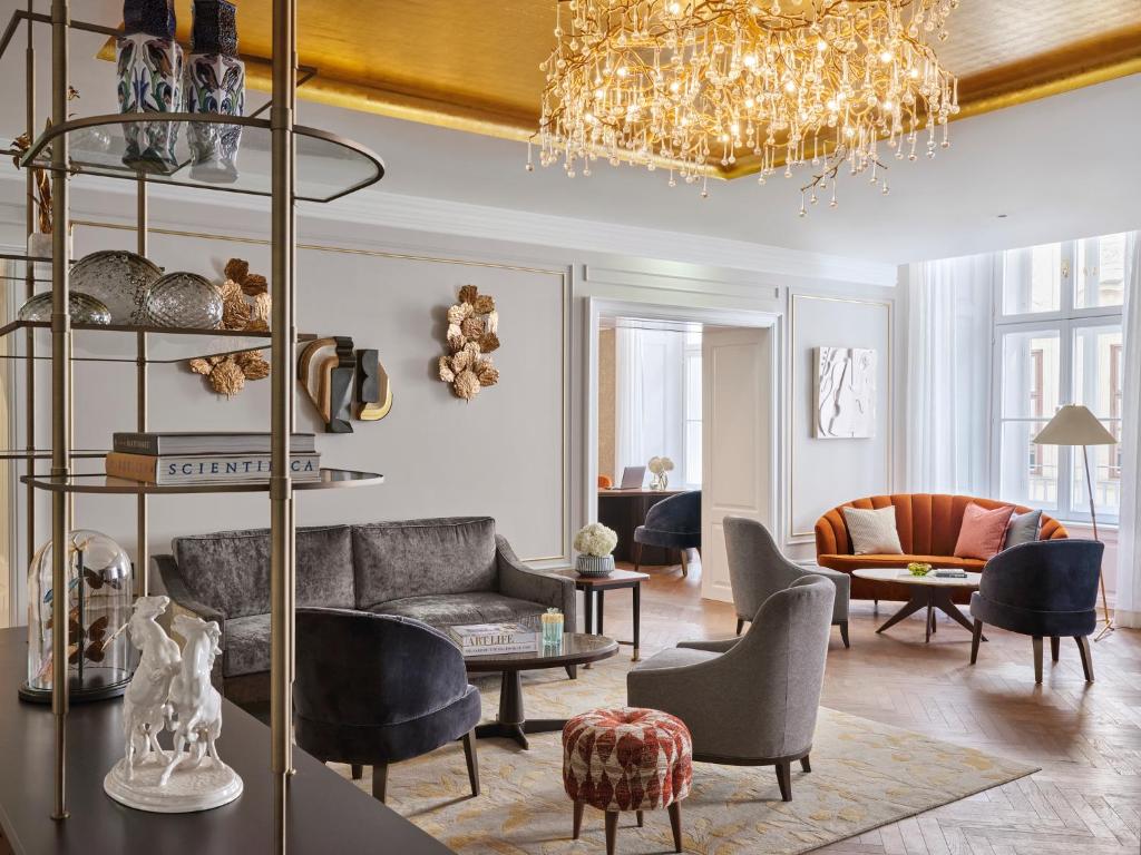 Rosewood Vienna 3 Rosewood Vienna 3