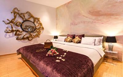 House of Time - Fancy Suites 9 House of Time - Fancy Suites 9