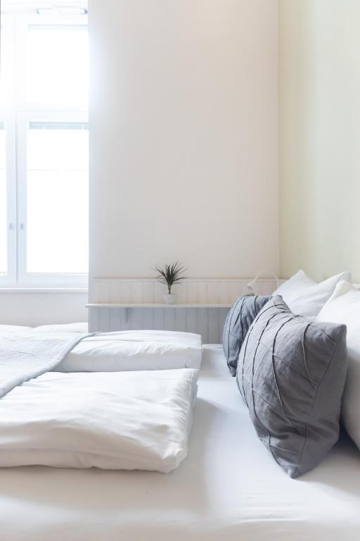 Vorgarten Apartments - central, new and stylish for your comfortable stay in Vienna 2 Vorgarten Apartments - central, new and stylish for your comfortable stay in Vienna 2