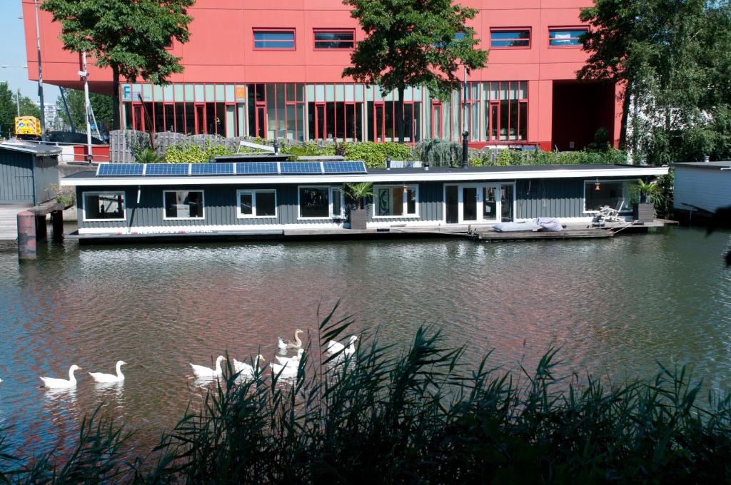 Bed Breakfast Boat 3 Bed Breakfast Boat 3