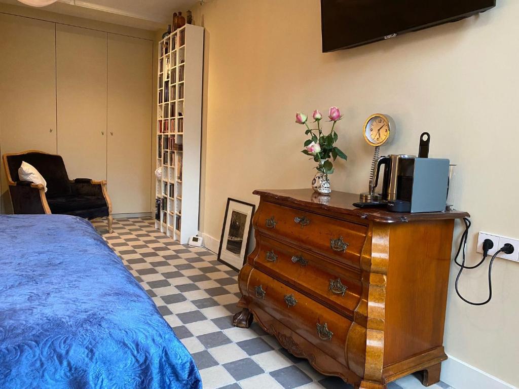 Prinsengracht Museum Bed and Breakfast 7 Prinsengracht Museum Bed and Breakfast 7