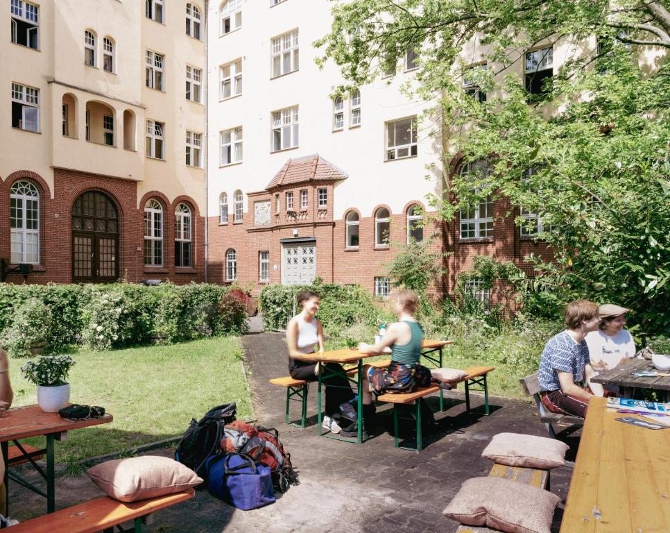 Three Little Pigs Hostel - Your Berlin Castle 7 Three Little Pigs Hostel - Your Berlin Castle 7